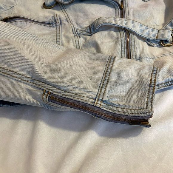 One Teaspoon Cropped Jean Jacket - Picture 6 of 10